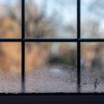 Close-up,Of,A,Leaded,Double,Glazed,Window,With,Condensation,Inside